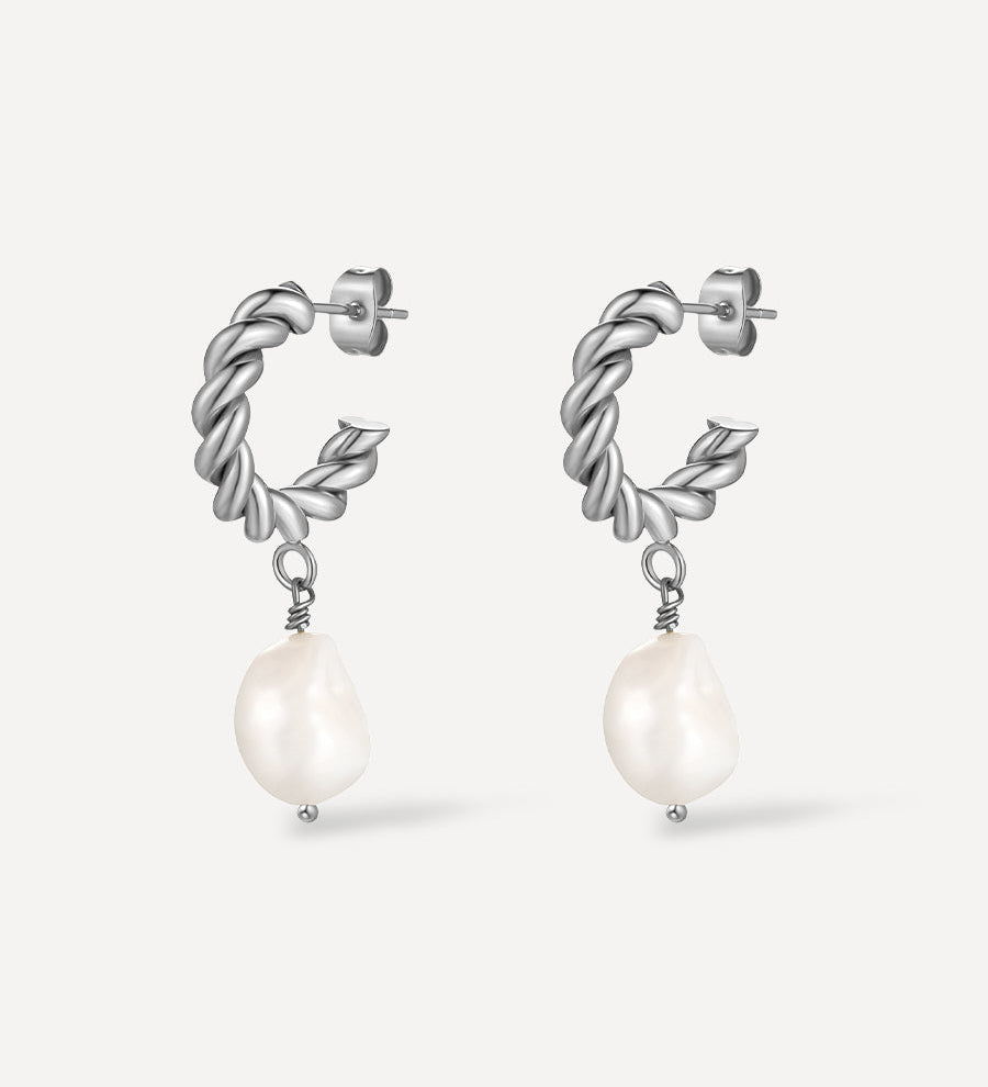 TWIRL Pearl Earrings