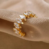 Anel Vicenza com Corona de Circónia Marquise (Banhado a Ouro 18K)