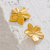Brincos Flor de Cerejeira (Banhado a Ouro 18K)