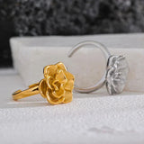 Anel Flor de Lótus Ajustável (Banhado a Ouro 18K)